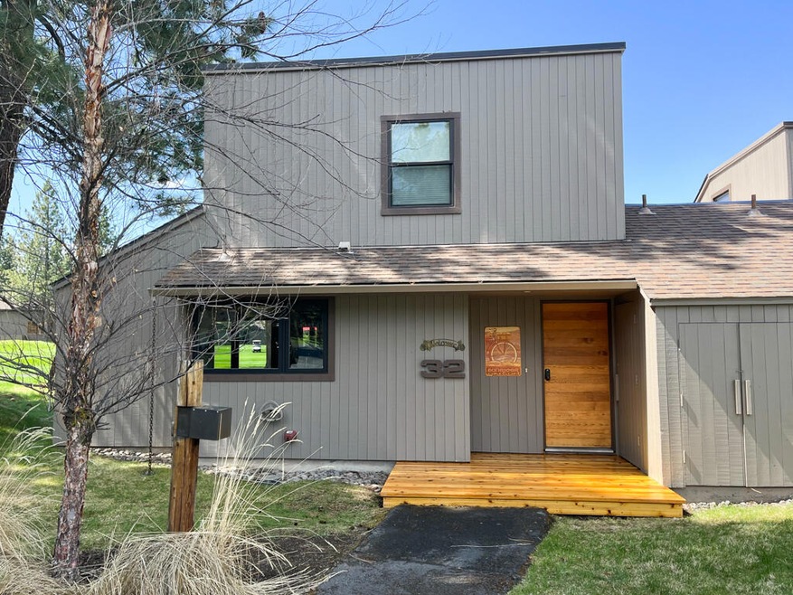 57232 Island Rd unit 32, Sunriver, OR 97707 - photo 1