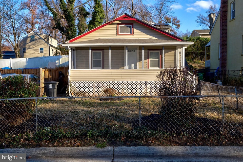 920 Mentor Ave, Capitol Heights, MD 20743 - photo 1