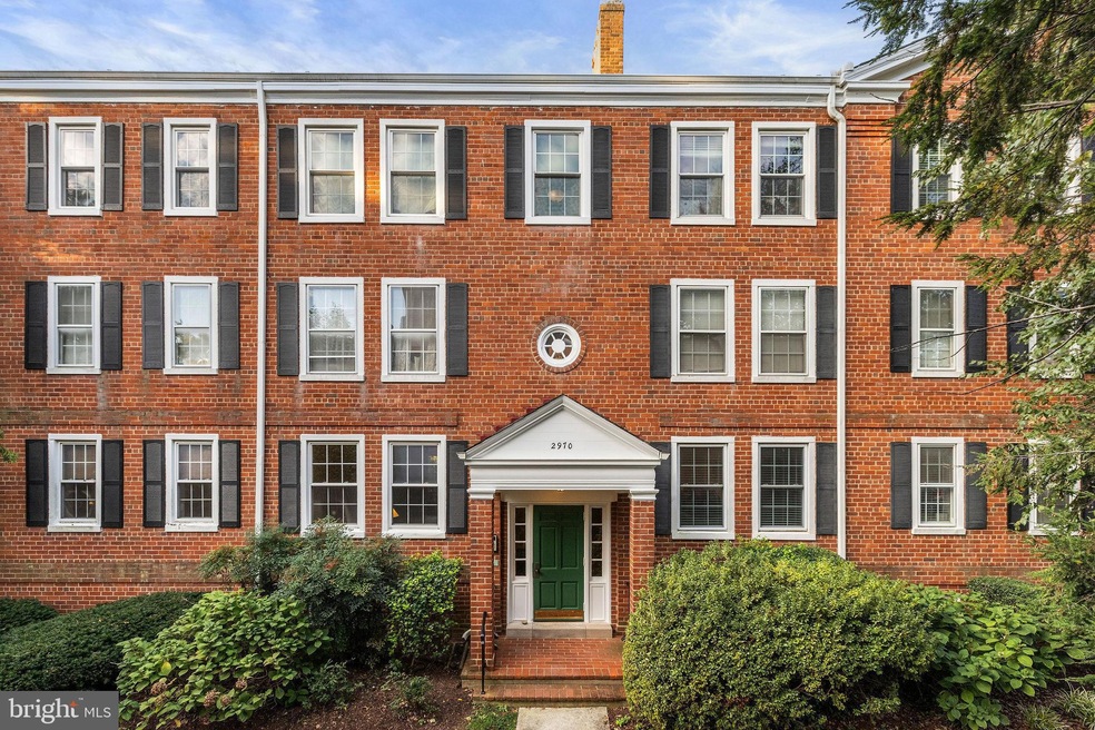 2970 S Columbus St unit A1, Arlington, VA 22206 - photo 1