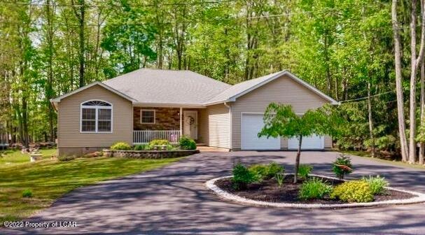 262 4 Seasons Dr, Drums, PA 18222 - photo 1