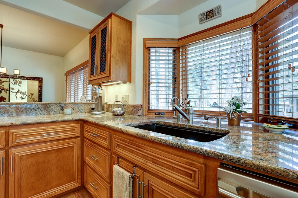 60740 Willow Creek Loop MLS-27