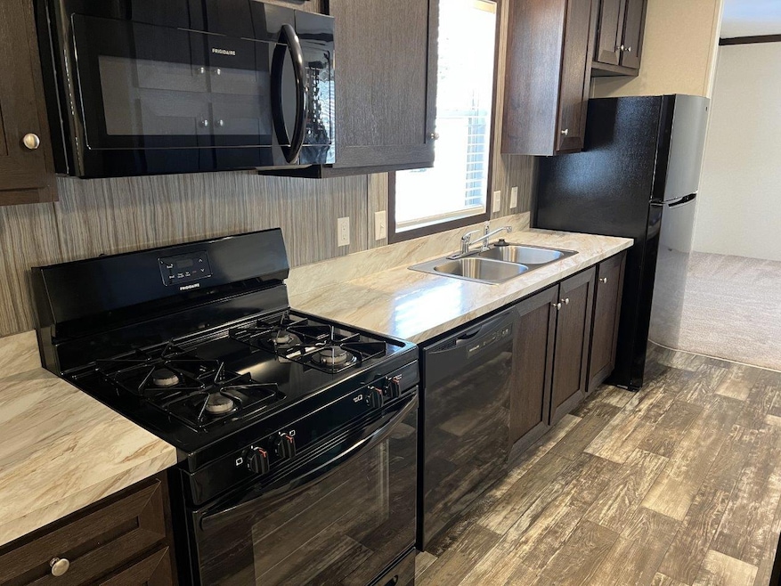 259 Birch Ct unit 259, Belleville, MI 48111 - photo 1