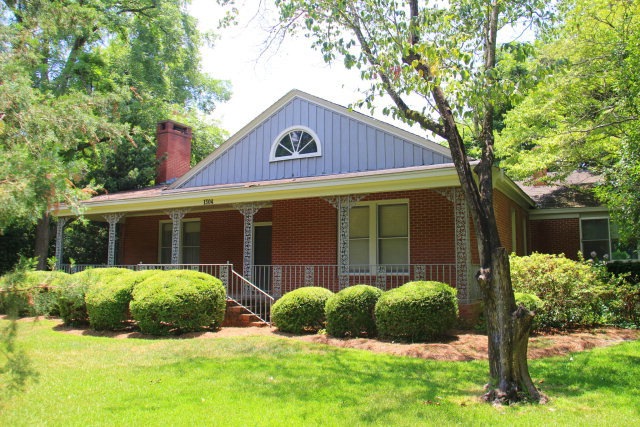 1304 Dawson Rd, Albany, GA 31707 - photo 1
