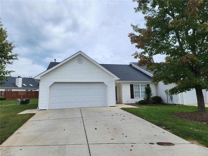 3581 Oak Chase Dr, High Point, NC 27265 - photo 1