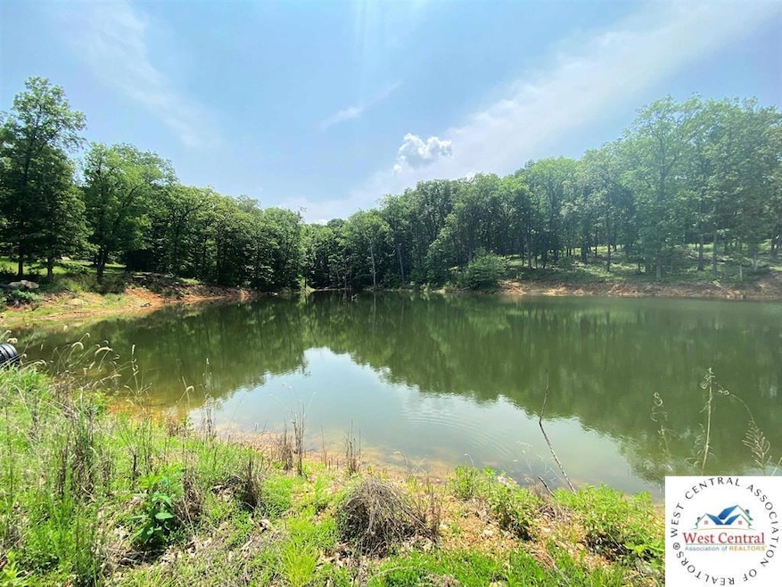 15986 Squirrel Run Dr unit 16086 Squirrel Run D, Warsaw, MO 65355 - photo 1