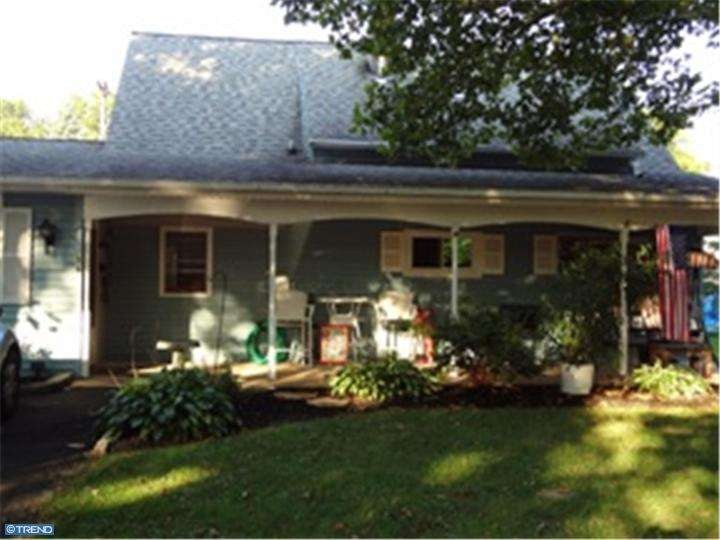 16 River Ln, Levittown, PA 19055 - photo 1