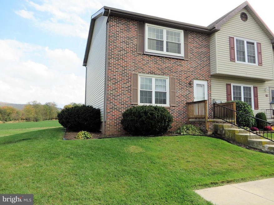 2616 Banbury Ln, Chambersburg, PA 17202 - photo 1