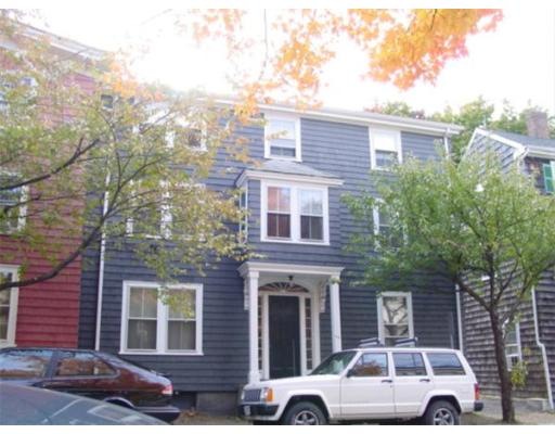 210 Washington St unit 2, Marblehead, MA 01945 - photo 1