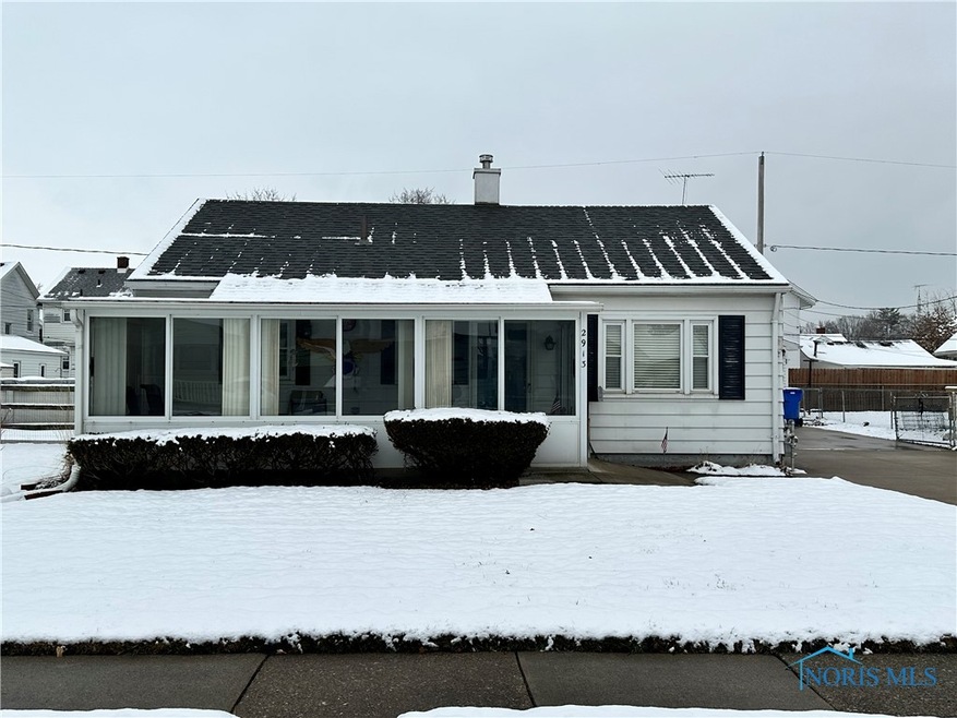 2913 117th St, Toledo, OH 43611 - photo 1