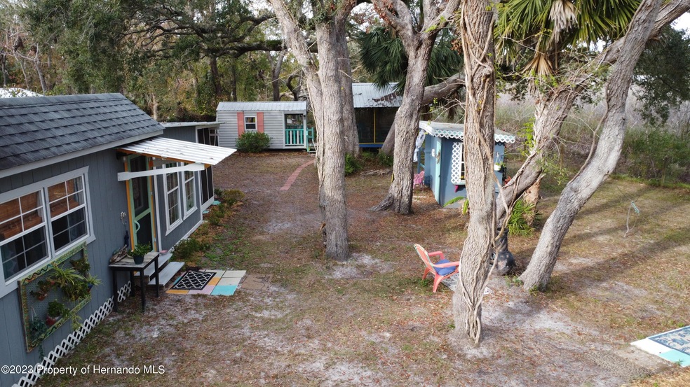 913 White Ln NE, Steinhatchee, FL 32359 - photo 1