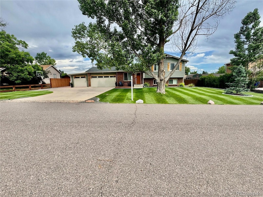 Under Contract $799,900