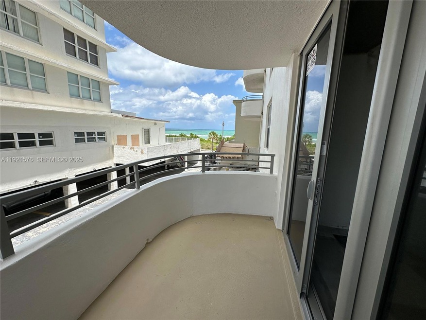 Oceanside Plaza unit 3C, Miami Beach, FL 33140 - photo 1
