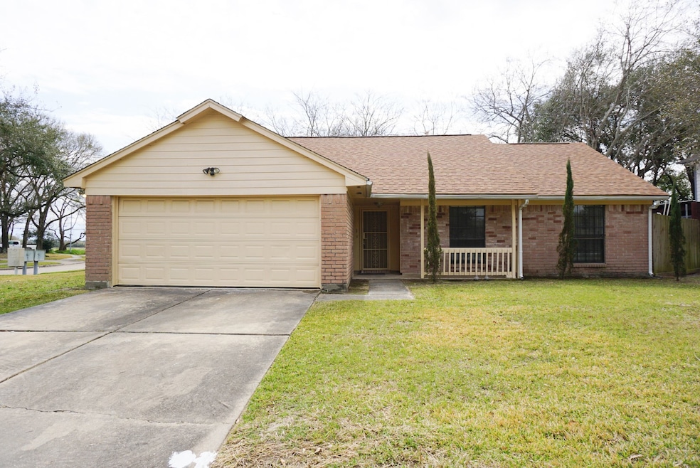 8403 Battleoak Dr, Houston, TX 77040 - photo 1