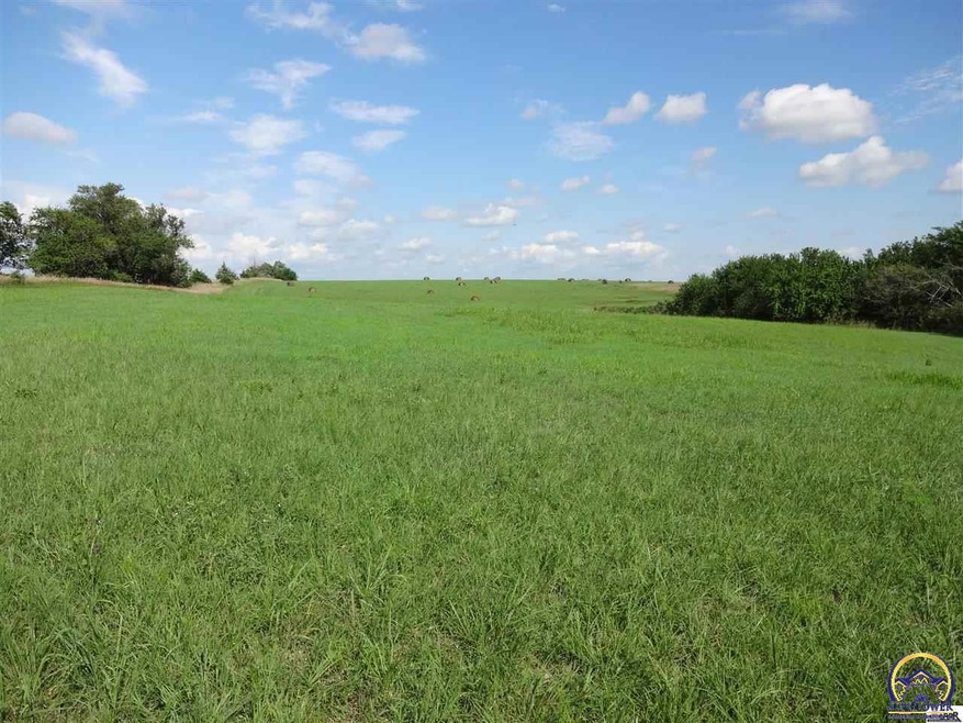 14998 V Rd, Hoyt, KS 66440 - photo 1