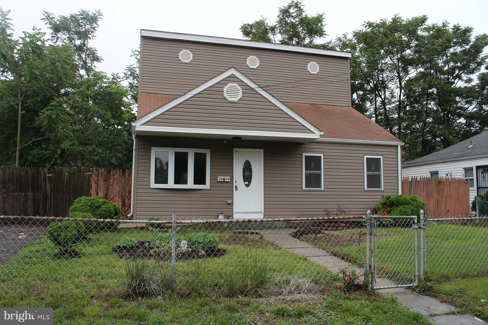 4919 Newton St, Bladensburg, MD 20710 - photo 1