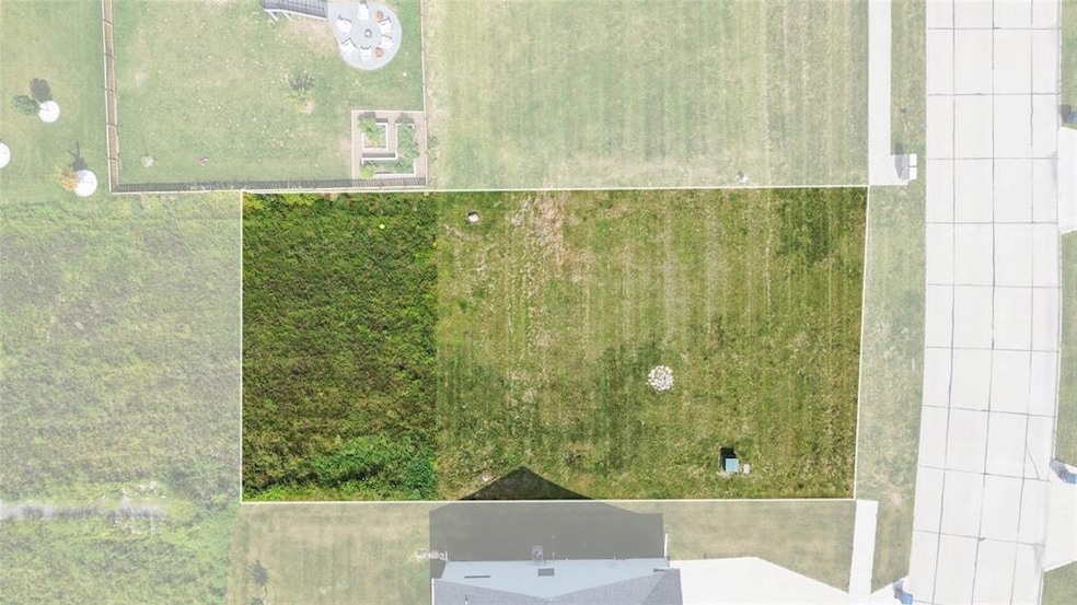 5610 147th St, Urbandale, IA 50323 - photo 1