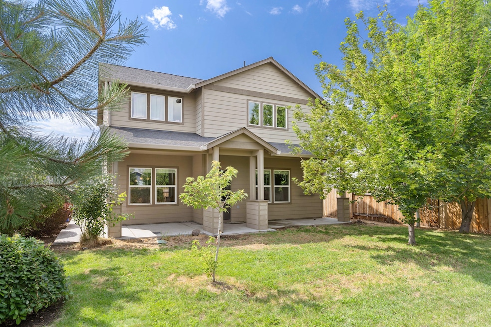 1351 SW 27th St, Redmond, OR 97756 - photo 1