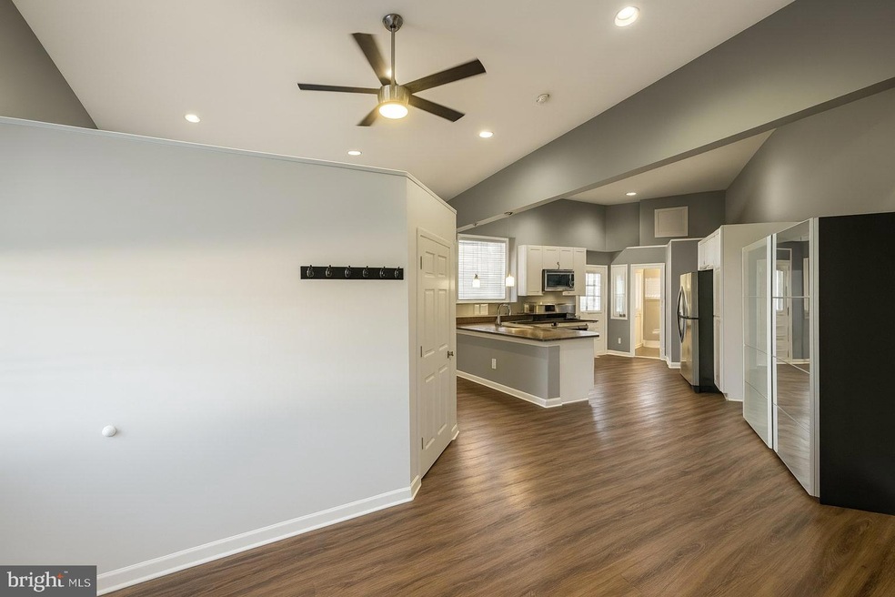 206 Clements Bridge Rd unit 206, Barrington, NJ 08007 - photo 1