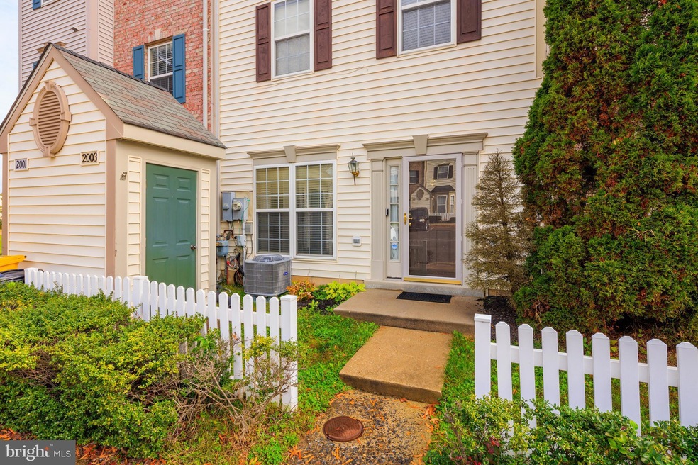 2003 Cooper Point Ct, Odenton, MD 21113 - photo 1