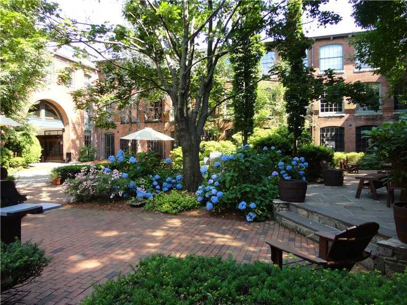 555 S Main St unit 326, Providence, RI 02903 - photo 1