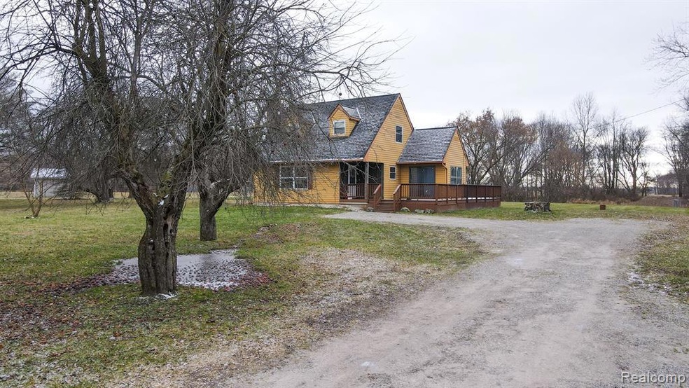 7358 E Frances Rd, Mount Morris, MI 48458 - photo 1