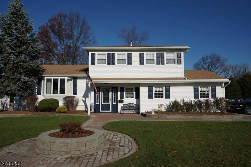 72 Dorset Dr, Clark, NJ 07066 - photo 1