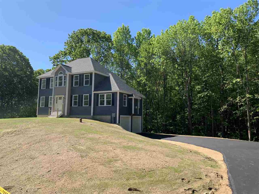 9 Wyman Ln unit 1, Strafford, NH 03884 - photo 1