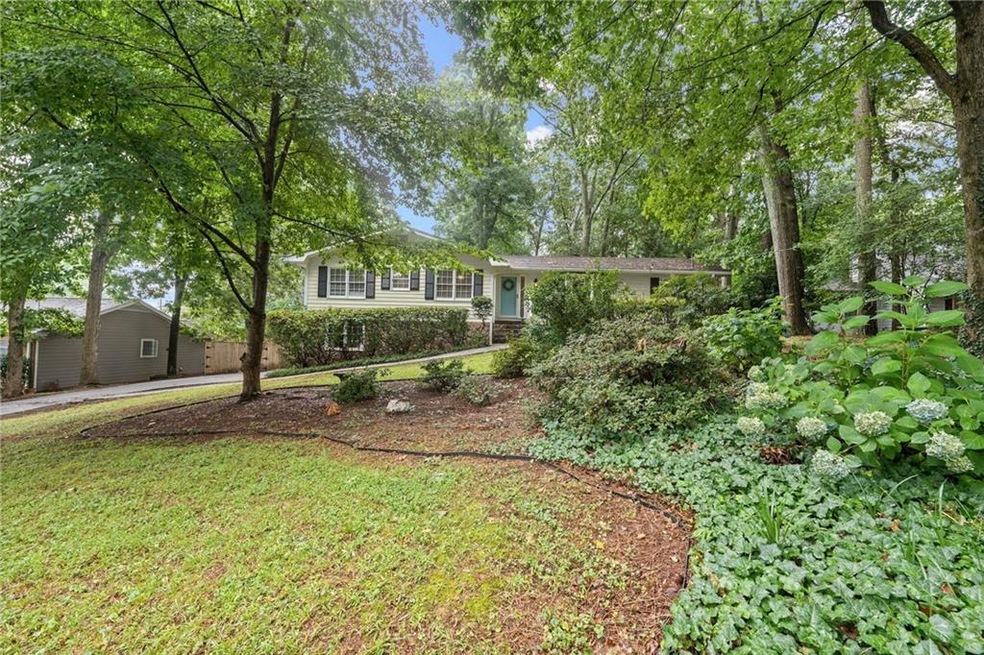 View of front of house with a front lawn
