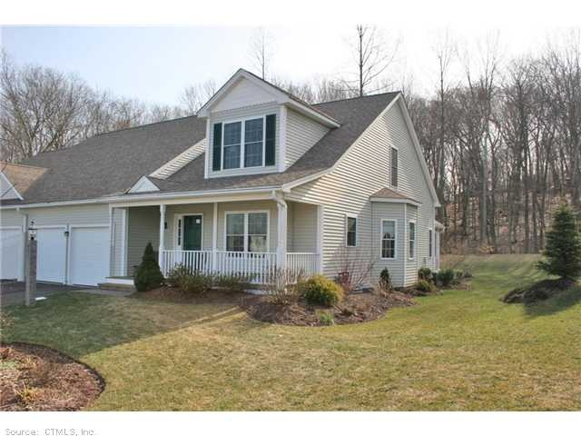 602 Juniper Ct unit 602, Oxford, CT 06478 - photo 1