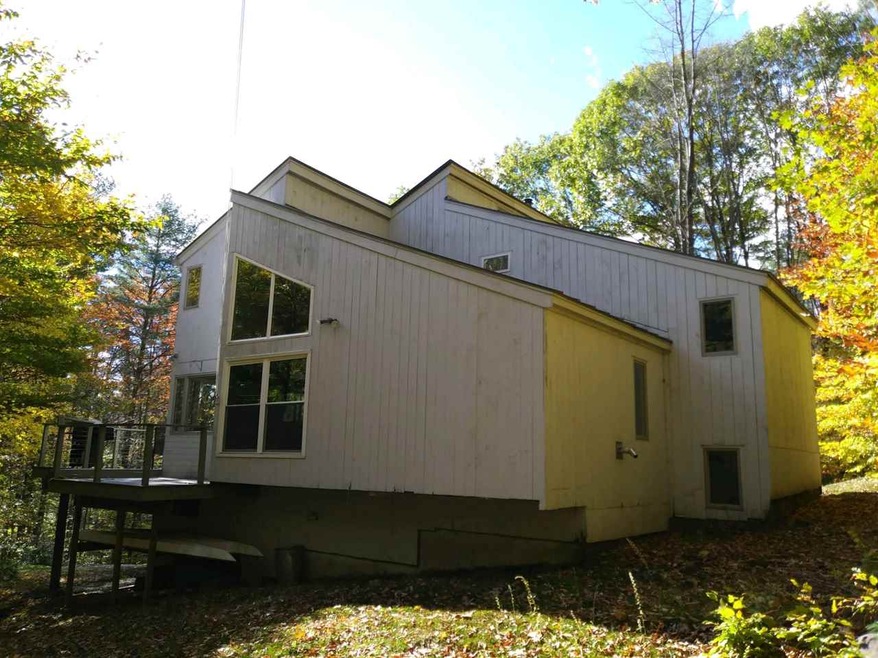 821 Hard Rd, Quechee, VT 05059 - photo 1