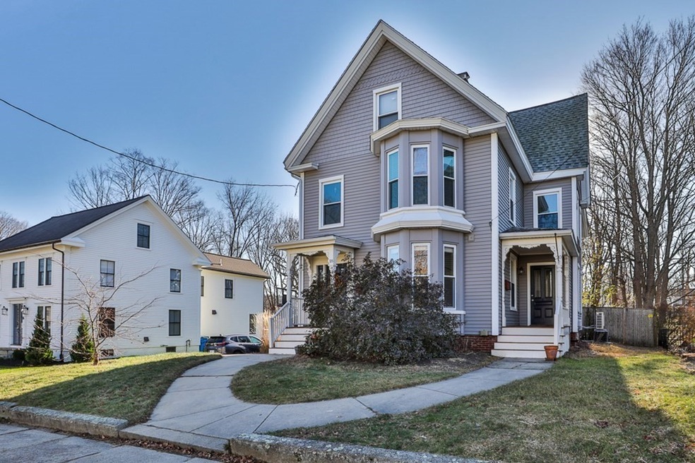 20 Pleasant St unit 1, Merrimac, MA 01860 - photo 1