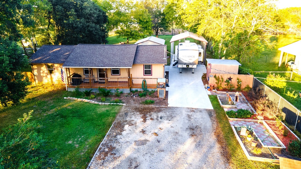 3932 County Road 960, Alvin, TX 77511 - photo 1