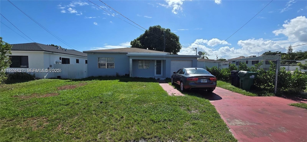 12140 SW 218th St, Miami, FL 33170 - photo 1