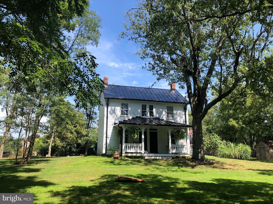 2708 Spencerville Rd, Burtonsville, MD 20866 - photo 1