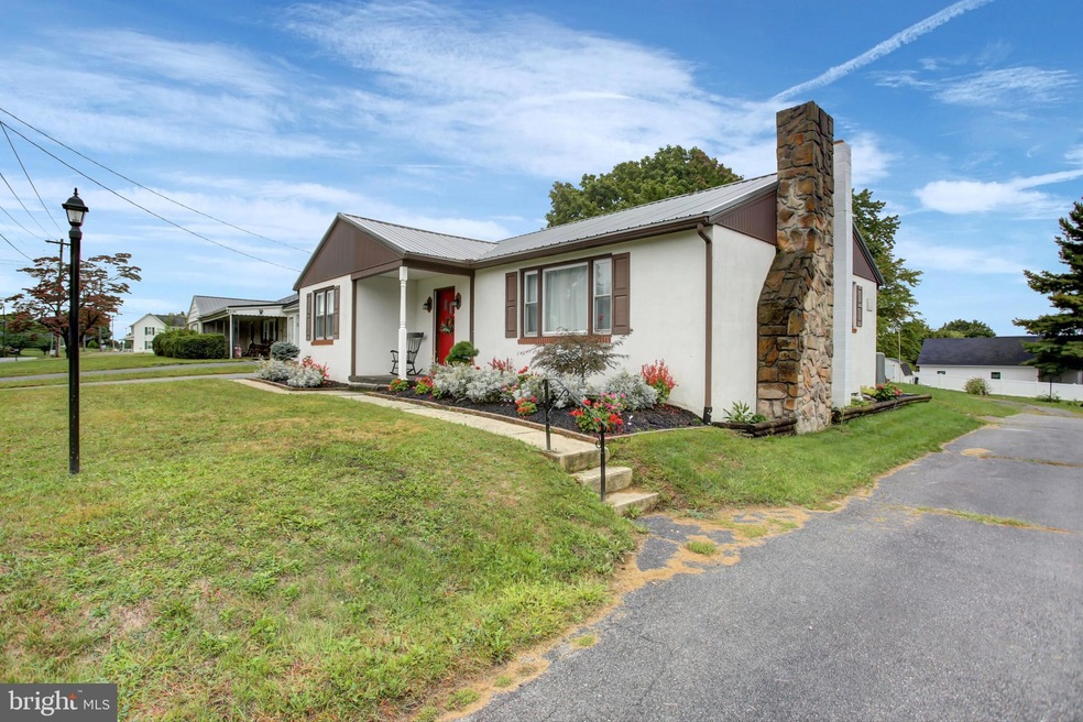 469 Warm Spring Rd, Chambersburg, PA 17202 - photo 1