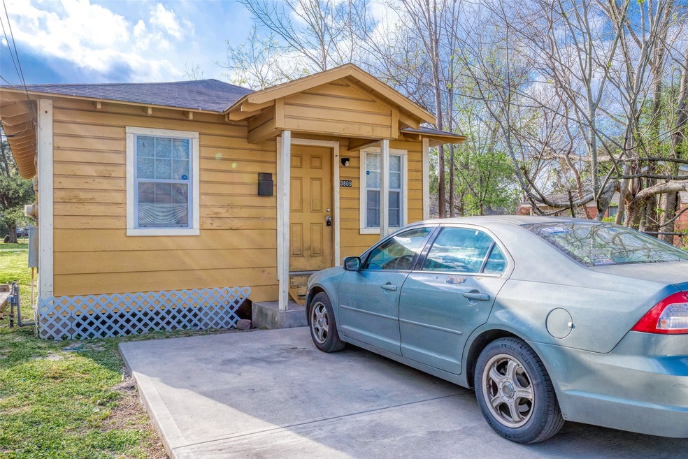 3809 Love St, Houston, TX 77026 - photo 1