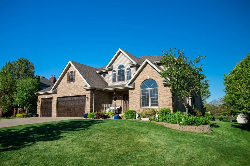 9121 Randall Dr, Saint John, IN 46373 - photo 1