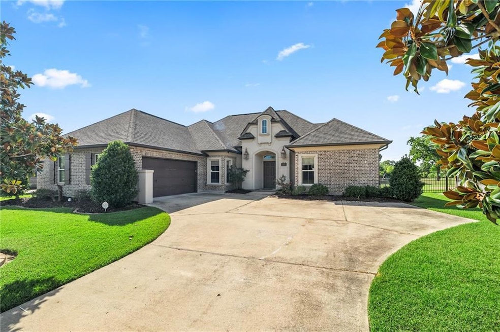 274 E Augusta Ln, Slidell, LA 70458 - photo 1