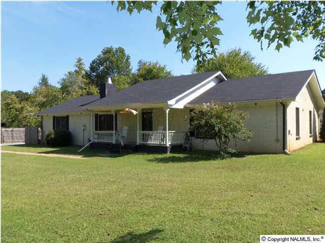 Welcome Home to 176 Riverside Drive