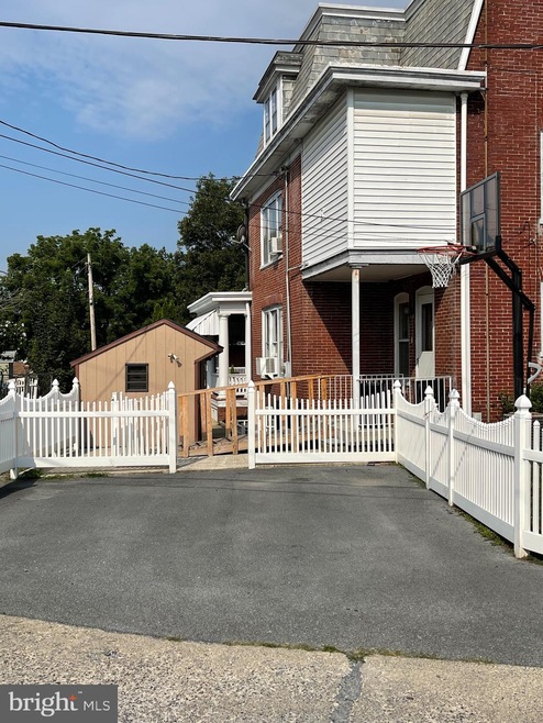 32 Glen St, Chambersburg, PA 17201 - photo 1