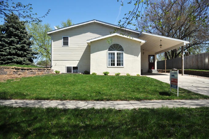 Exterior reduced for web & devices