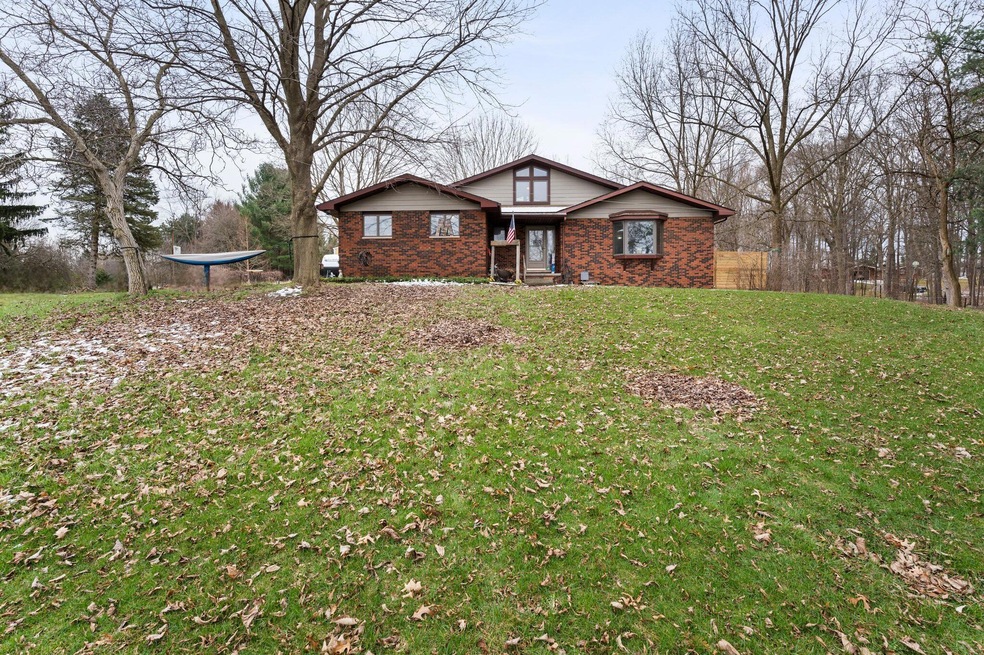 2-web-or-mls-A7405766