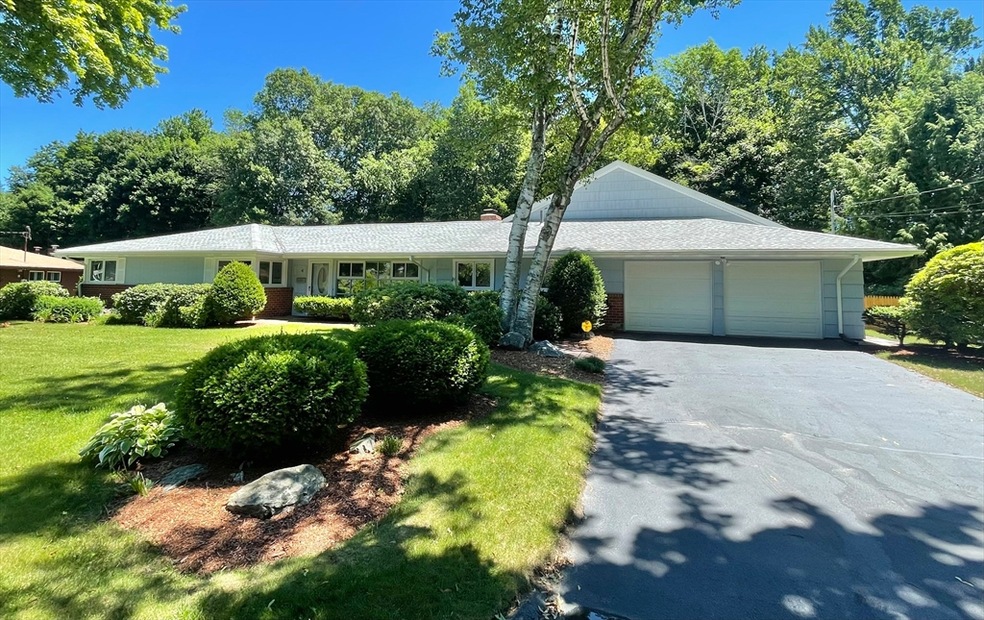 4 Birchwood Rd, Worcester, MA 01609 - photo 1