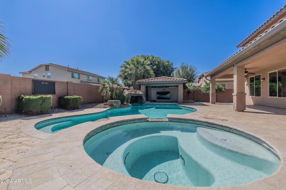 41389 N Jarnigan Place, San Tan Valley, AZ 85140 - photo 1