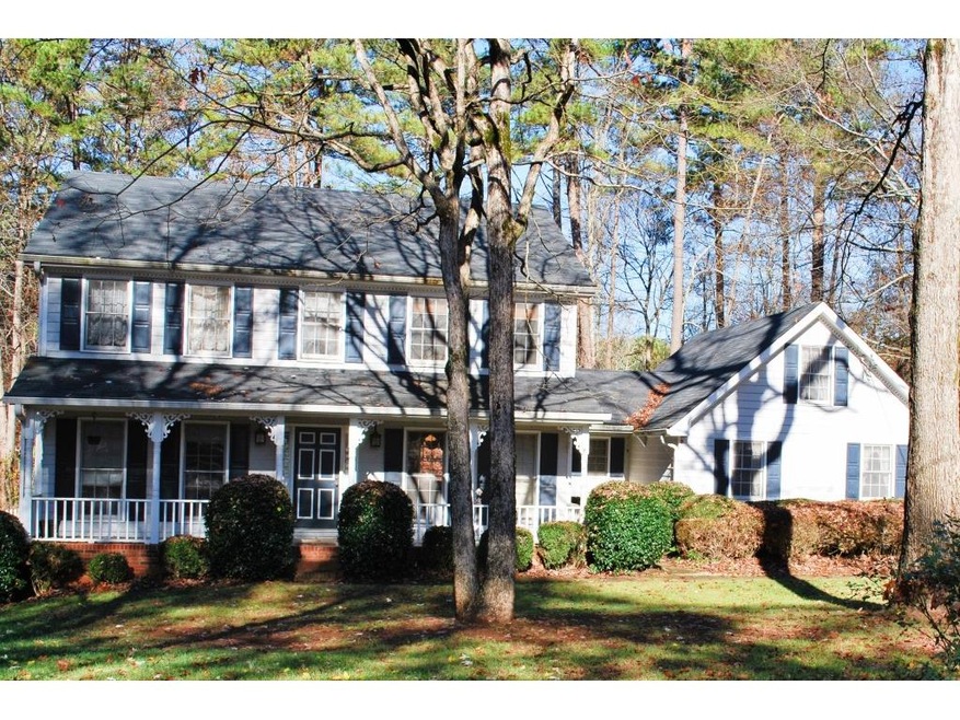 896 Ryan Ln SW, Lilburn, GA 30047 - photo 1