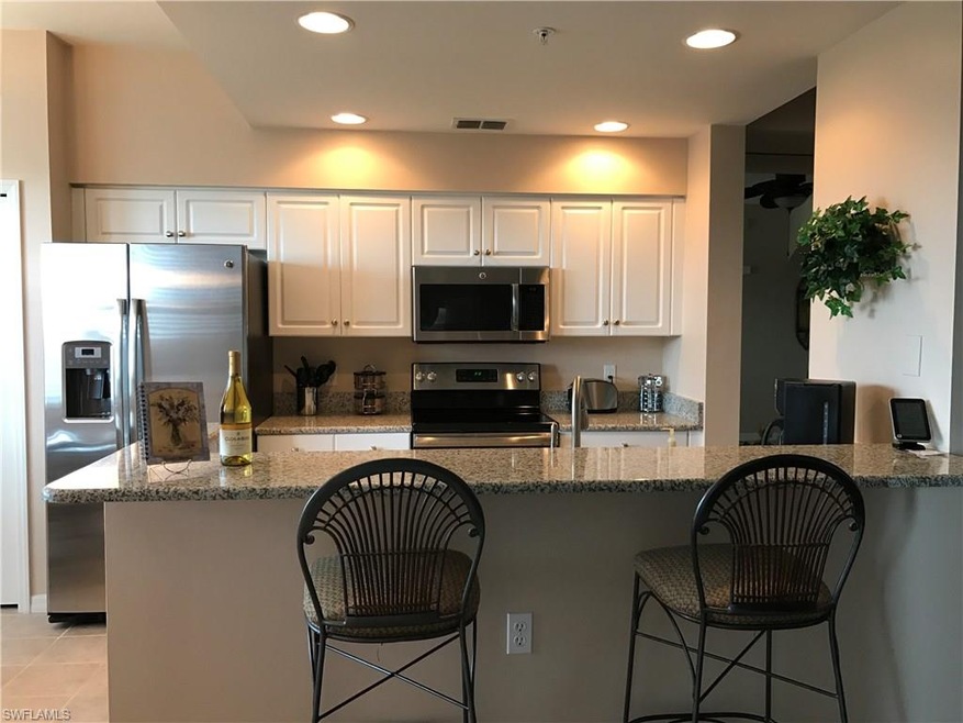 Breakfast bar with New granite counter tops