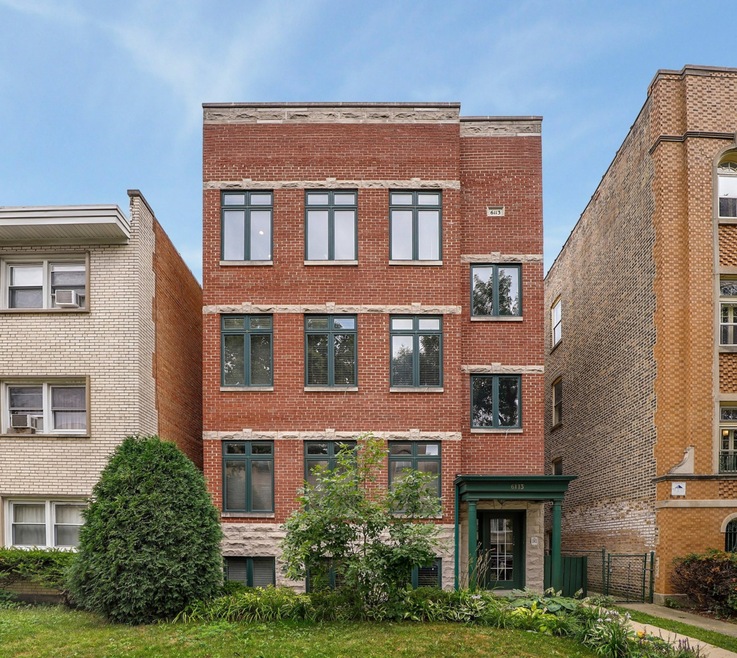 6113 N Mozart St unit 4, Chicago, IL 60659 - photo 1