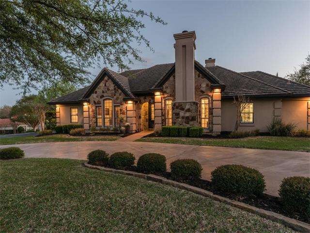 Great curb appeal!
