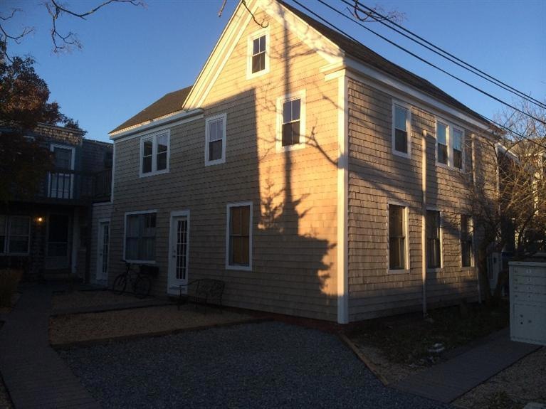 9 Conwell St unit 5, Provincetown, MA 02657 - photo 1