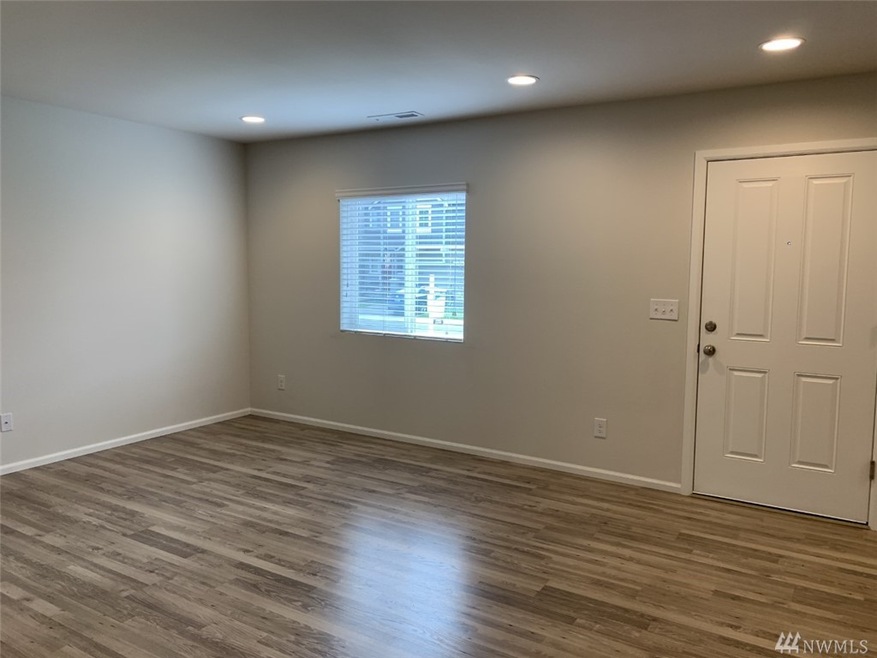 10583 189th St E, Puyallup, WA 98374 - photo 1